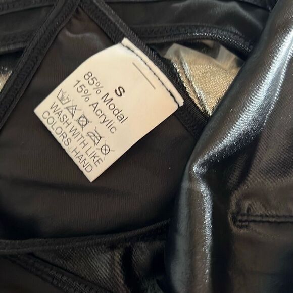 Dreamgirl Strappy Eyelash Lace Trim Faux Leather Bralette & Panties Set - Picture 6 of 7